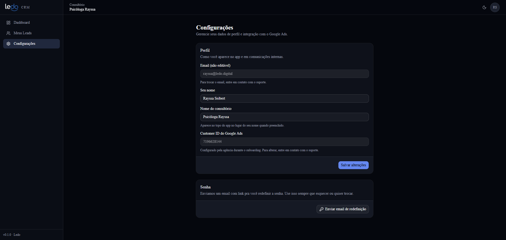 Tela de configurações do CRM com perfil e integração Google Ads